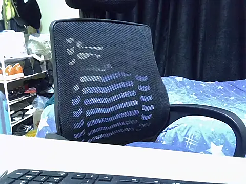 Horny-slut_'s cam snapshot