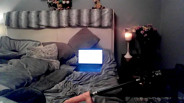 ScottishIvy's cam snapshot