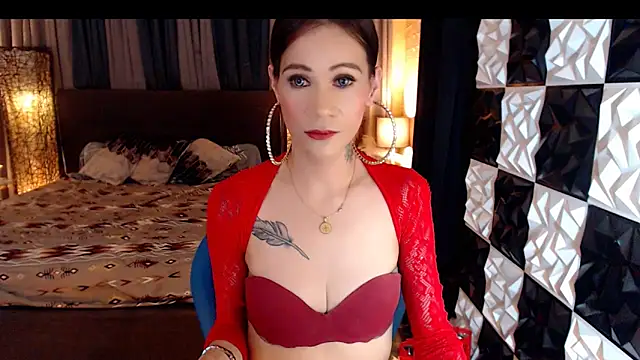 MonstrousCockDiva live sex cam