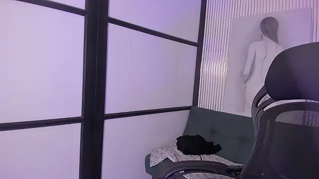 VenusColeman_'s cam snapshot