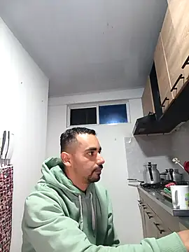 stivenlujan69 live sex cam
