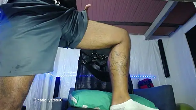 Carlo_yates live sex cam