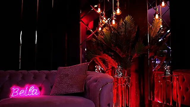 BellaNoirre live sex cam