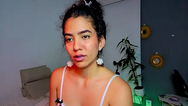 Maithe_Perroni live sex cam