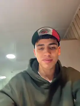 AdrianRinaldi live sex cam