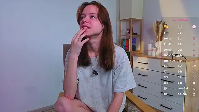 TiannaBorlace live sex cam