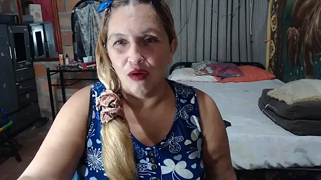 mom_son_dirty live sex cam