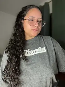 CurlyGirl_1 live sex cam