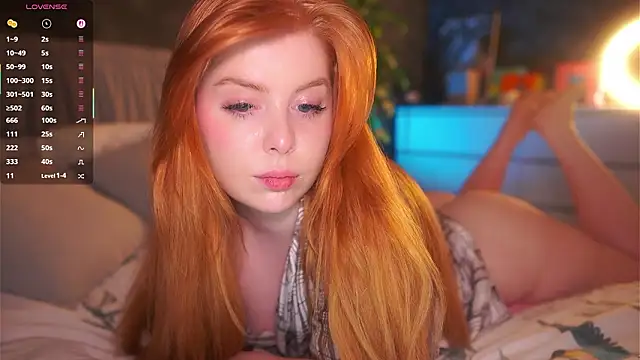 RedHotVixen0 live sex cam