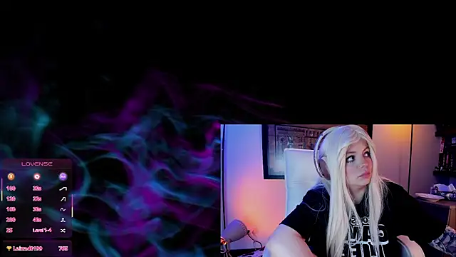 Irinaa_Scarlett's cam snapshot