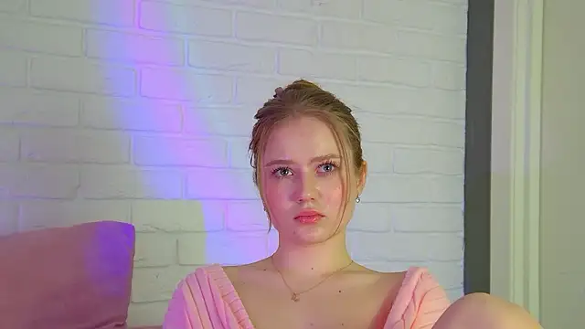 SelinSwarovski's cam snapshot