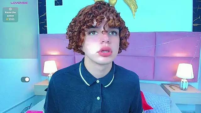 Skyee_angel's cam snapshot