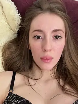 emmii_miu's cam snapshot