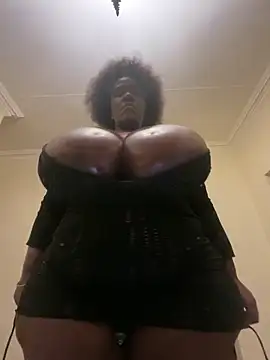 xXXSexyamazon's cam snapshot