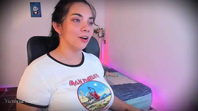 victoriaasaenz_'s cam snapshot