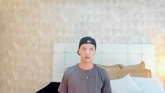 angelcortes's cam snapshot