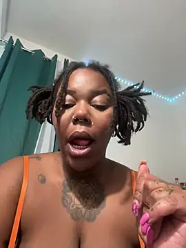 Goddess_Nafeesha's cam snapshot