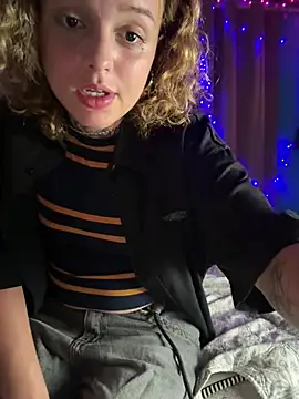 SweetBabaloo's cam snapshot