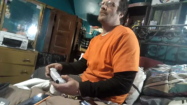 charactrzero's cam snapshot