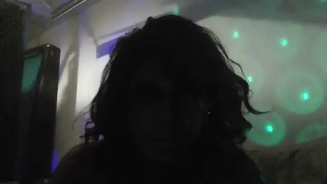 Cum2MiW0rld live sex cam