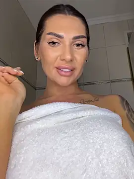 Tinydoll_XO's cam snapshot