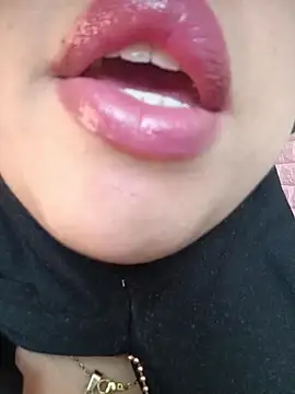 zahra_Jalid's cam snapshot