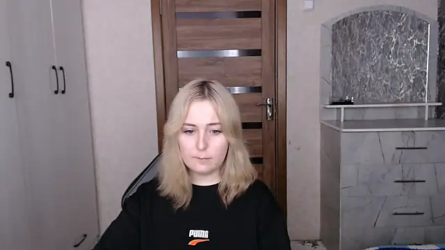 Kristy-Max's cam snapshot