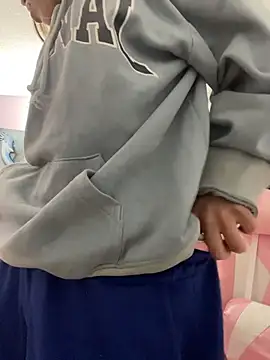 PrettyAshley_'s cam snapshot