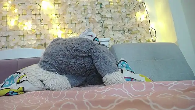 Cute-Cherry12's cam snapshot