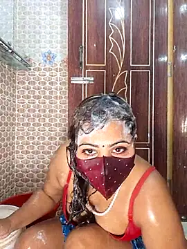 Bristy- live sex cam