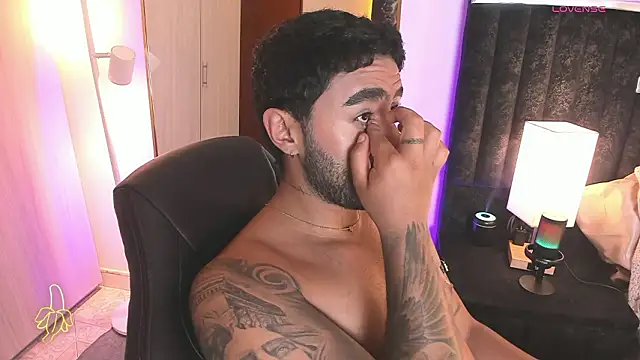 ItsMeEros live sex cam