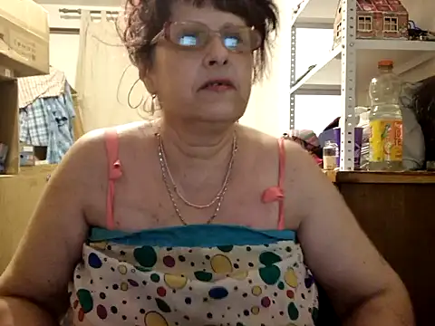 Samantha_Squirt@xh live sex cam