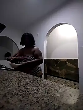 Exoticbigmandy's cam snapshot