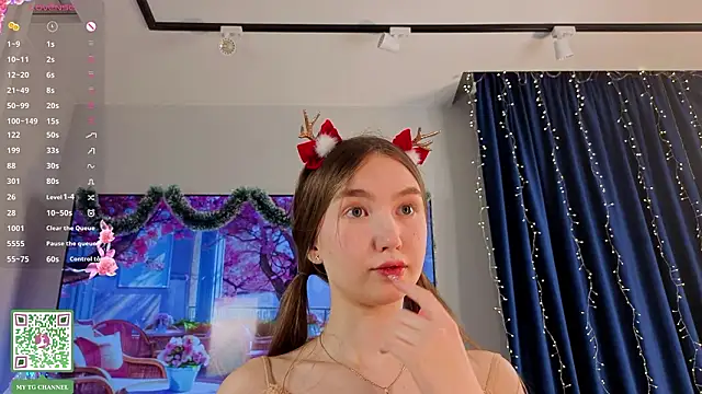 ElfredaTupy's cam snapshot