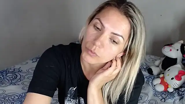 Chantal_hott live sex cam