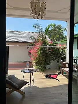 mommyselenafit_'s cam snapshot