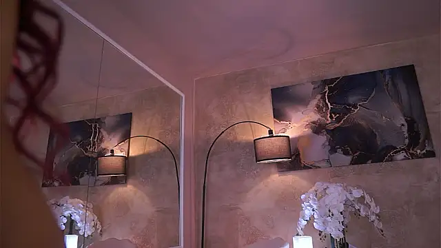 TiffanyBlaize live sex cam