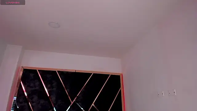 Chloe_Connor's cam snapshot