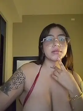 Helll_girll live sex cam