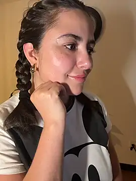 sukhakunis1's cam snapshot