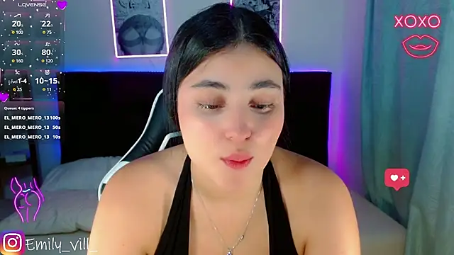 Emily_vill's cam snapshot