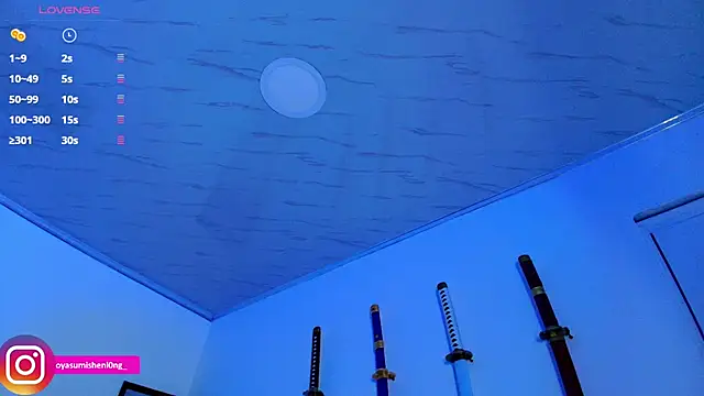 Nicorobinn live sex cam