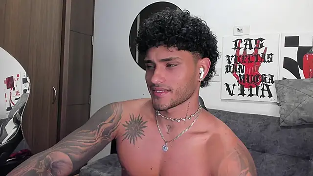 Alessandro_Vanni live sex cam