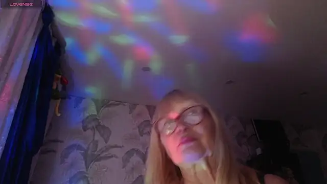 CamDiva113's cam snapshot