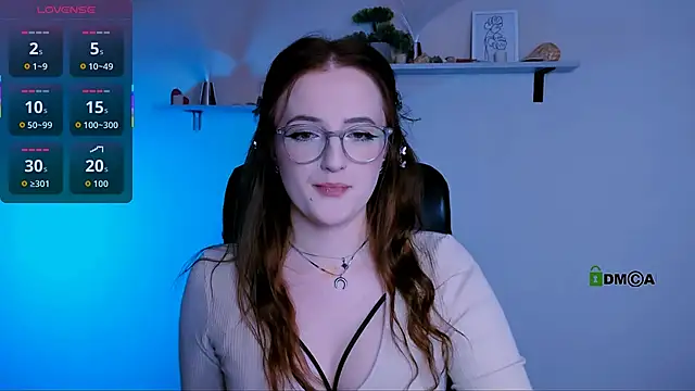 luna_berryy's cam snapshot