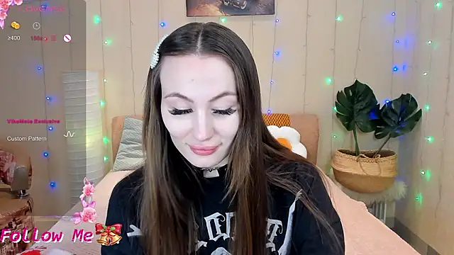 honeybuns_lizzy's cam snapshot