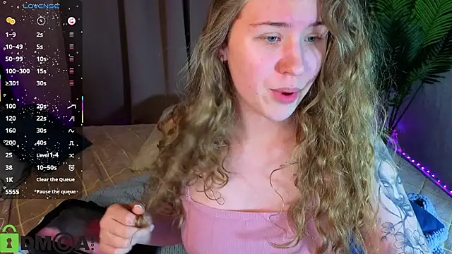 Elsie_Cutties's cam snapshot