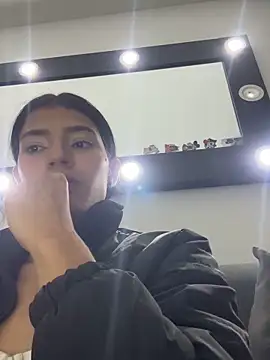 Ema_Rose_'s cam snapshot