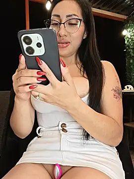 Isabellitasexi38 live sex cam