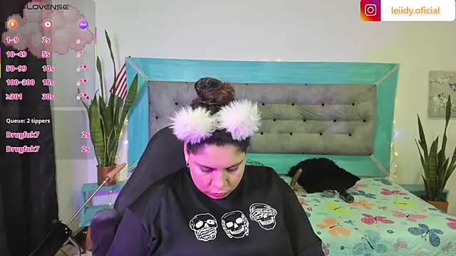 megannn-diamonts's cam snapshot